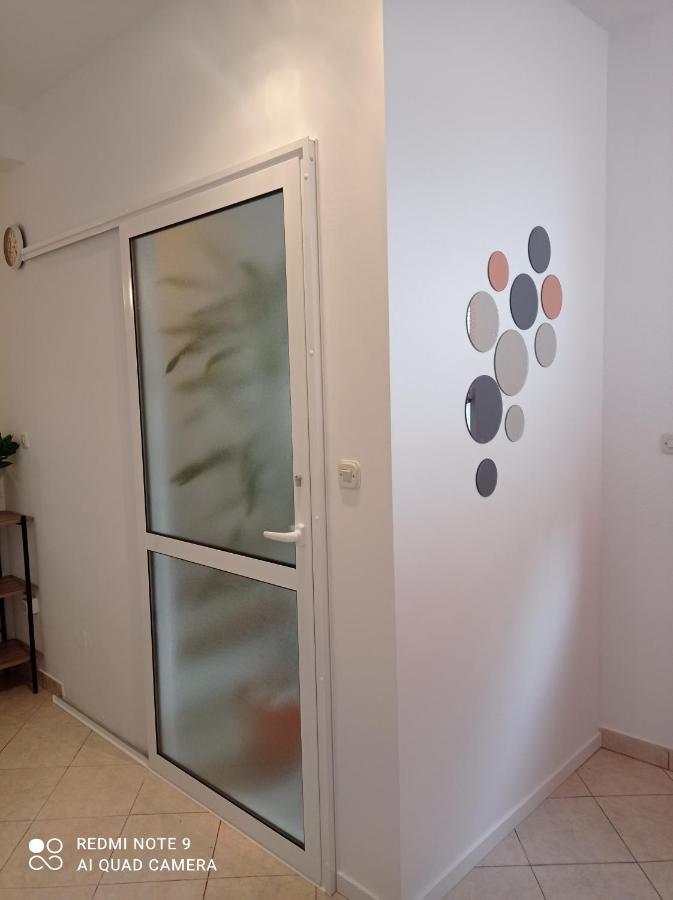 Apartments Nina M บาชกาโวดา ภายนอก รูปภาพ